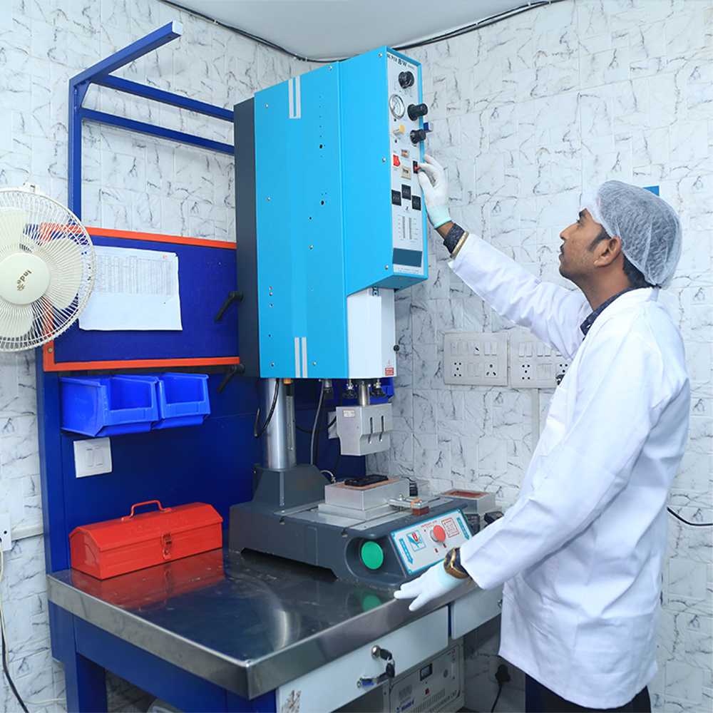 walkie talkie battery manufacturer